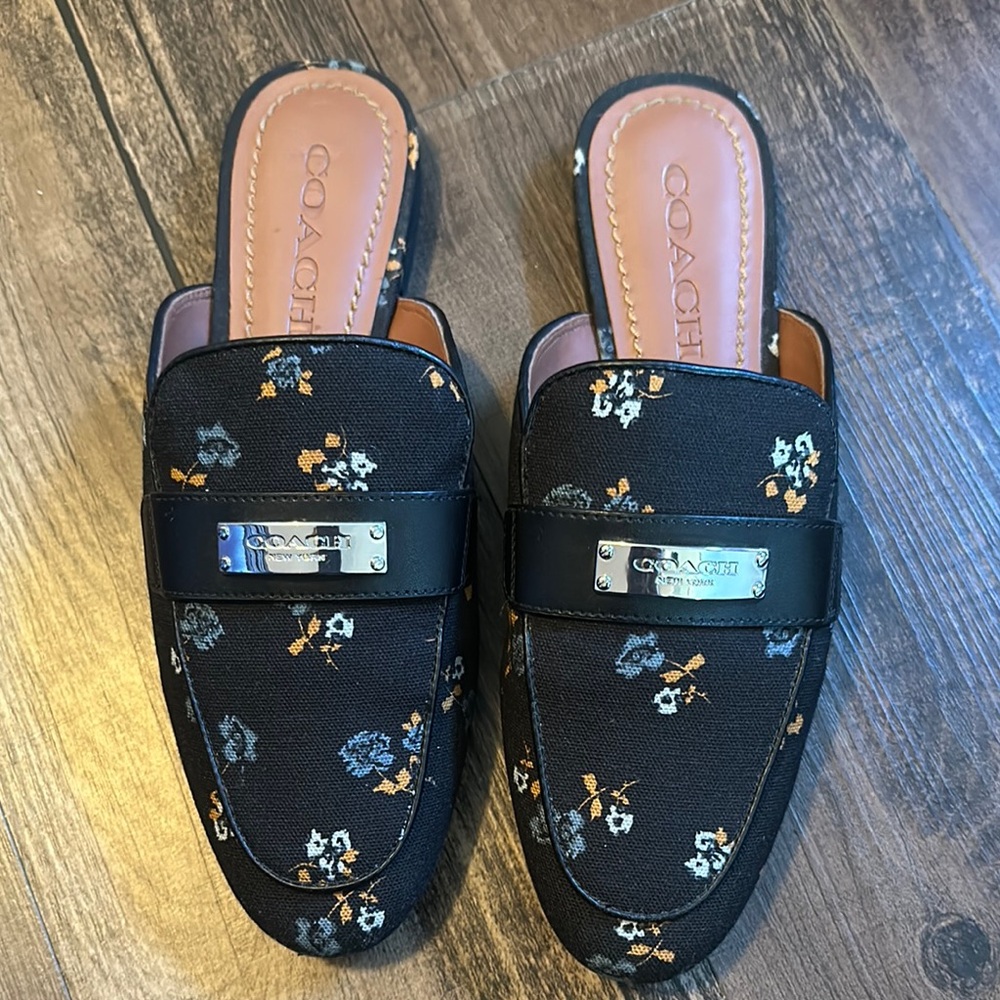 Coach Loafers size 6